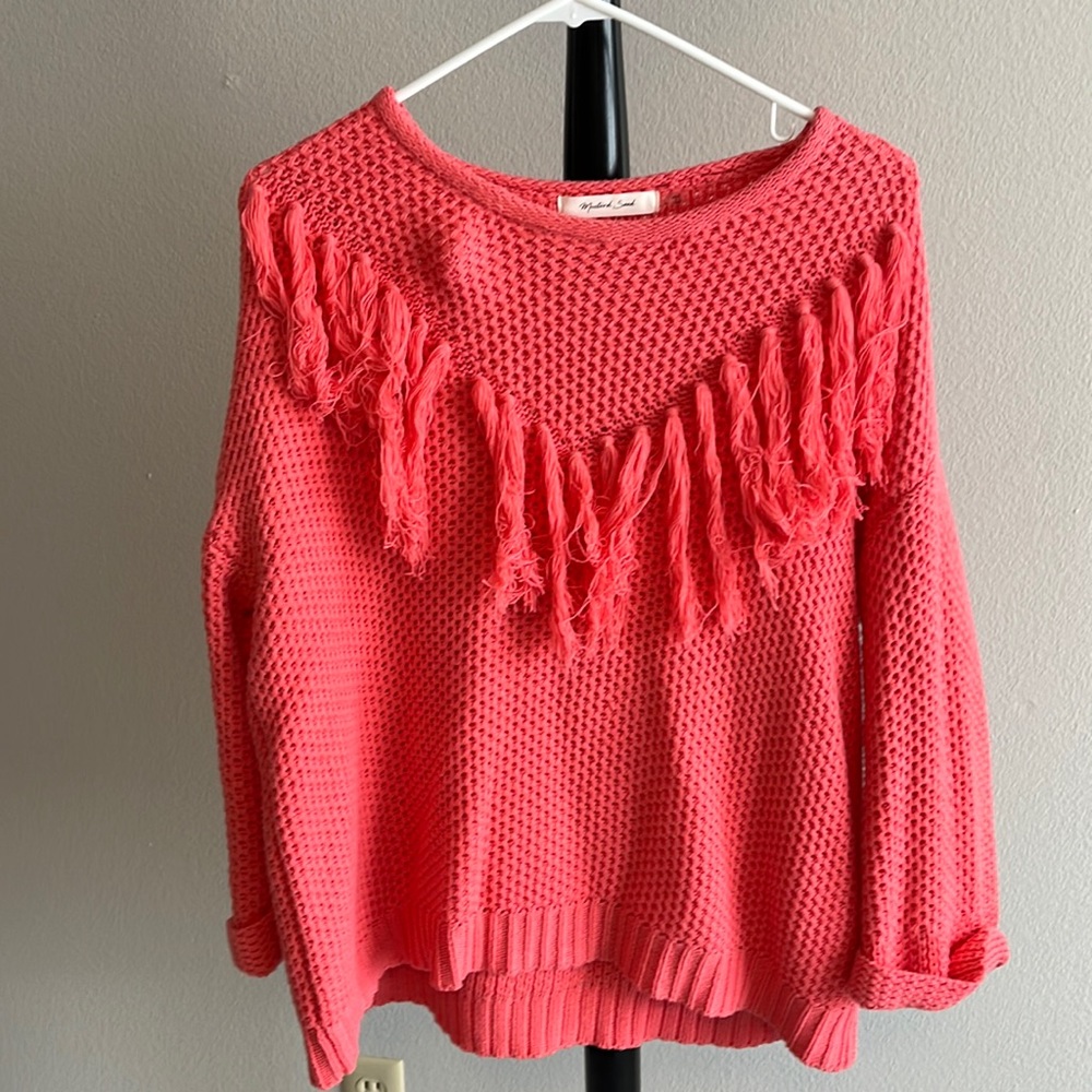 Darling fringed sweater, peach color
